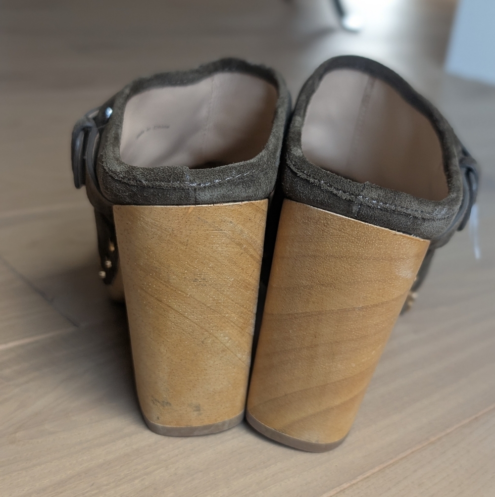 Veronica Beard Women’s Dacey Buckle Suede Clogs Military Green US 7 NWOT NWOB! - Picture 4 of 7
